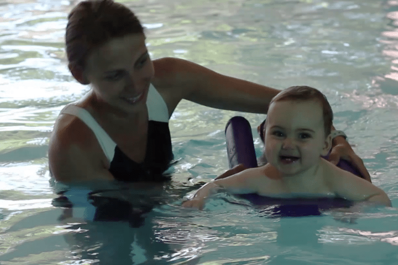 Bébés nageurs Bordeaux Eysines Mérignac Tout savoir sur les bébés nageurs : bienfaits, sécurité et conseils pratiques
